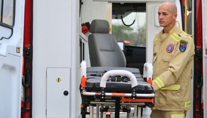  Corpo de Bombeiros alerta para alto número de registros de quedas de idosos no Paraná